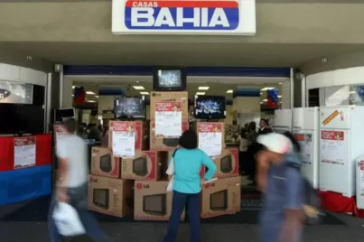 Casas Bahia (BHIA3) aprova antecipação da conversão de debêntures em ações